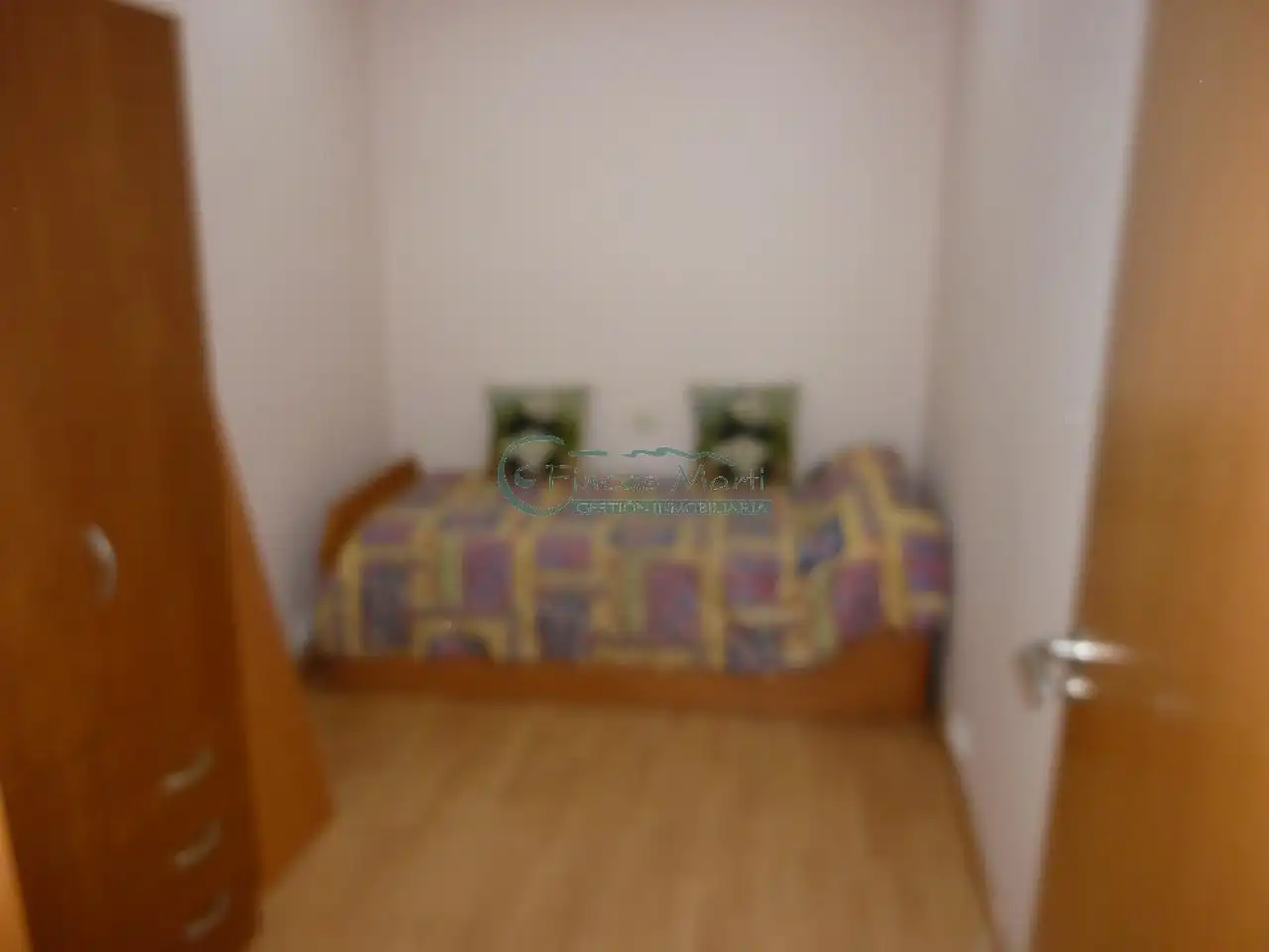 Habitación de Piso en venta en Vigo  con Calefacción y Balcón