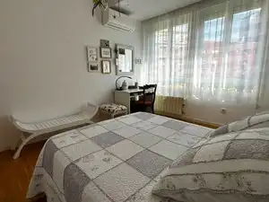 Bedroom of Flat for sale in Madrid  with Air Conditioner and Heating
