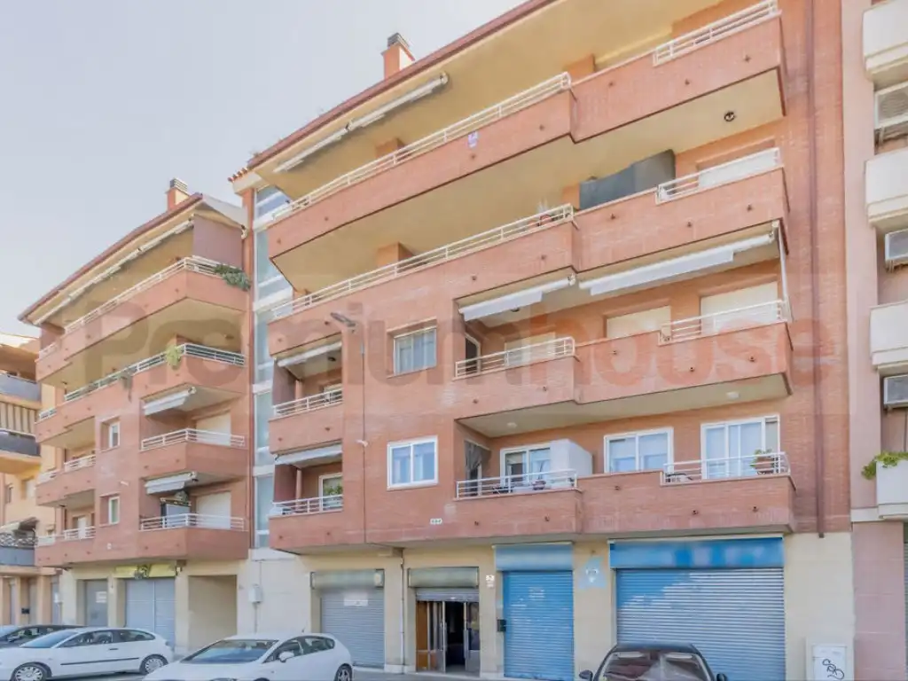 Gewerbefläche zum Verkauf in Avenida de Francesc Macià