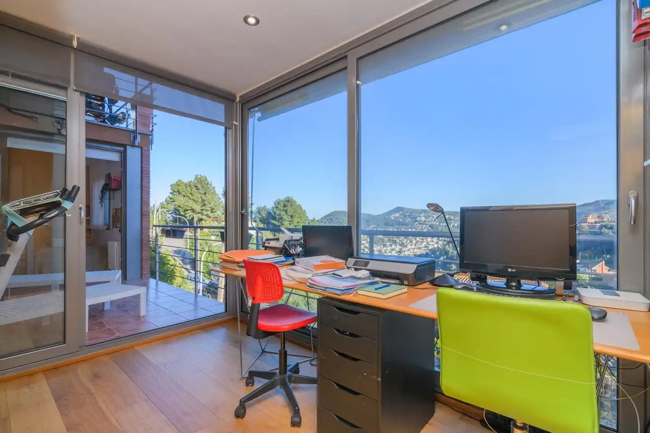 Casa o chalet en venta en Vallirana con Aire acondicionado y Balcón