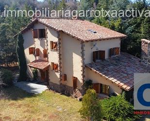 Vista exterior de Finca rústica en venda en Vallfogona de Ripollès amb Terrassa i Balcó