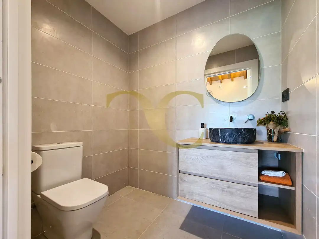 Bathroom of Houses for sale in Oviedo   with Air Conditioner, Heating and Private garden