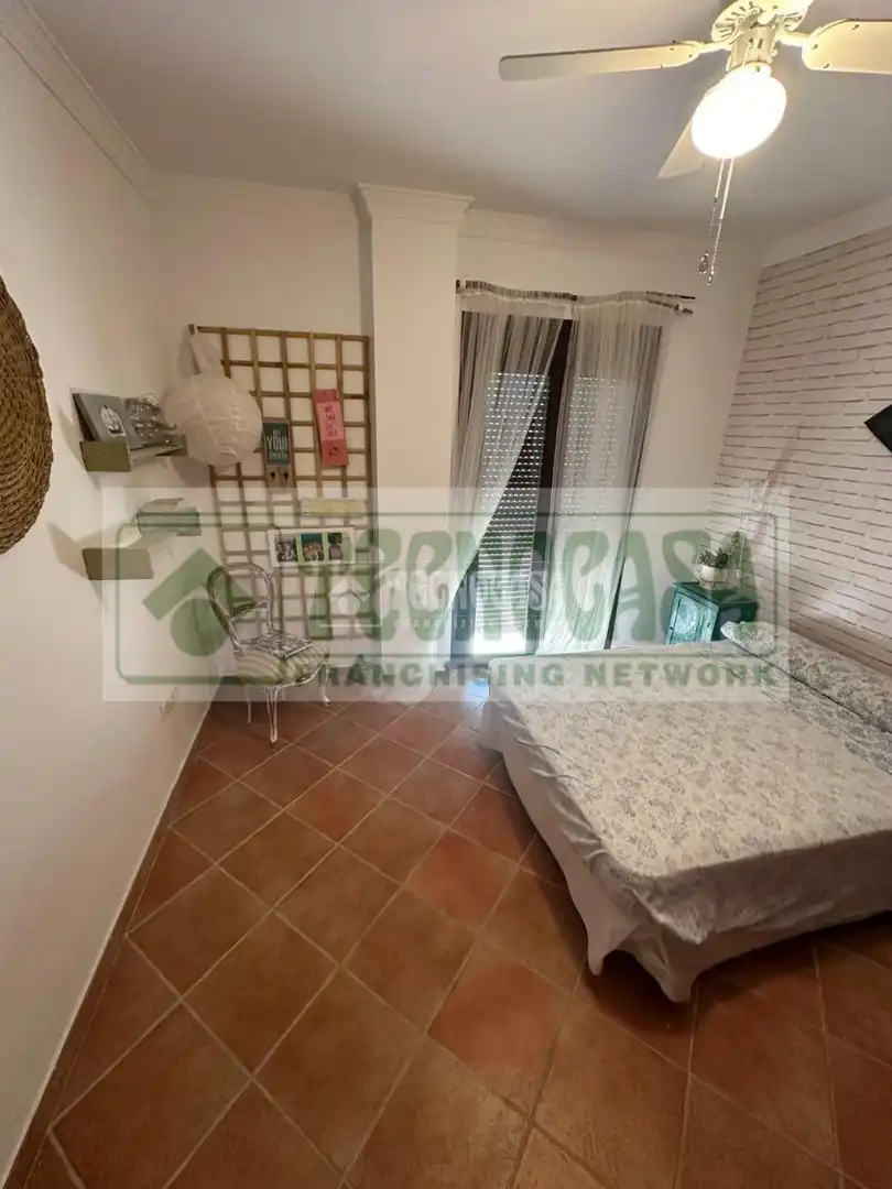 Haus oder Chalet zum Verkauf in Atajate mit Privatgarten und Terrasse