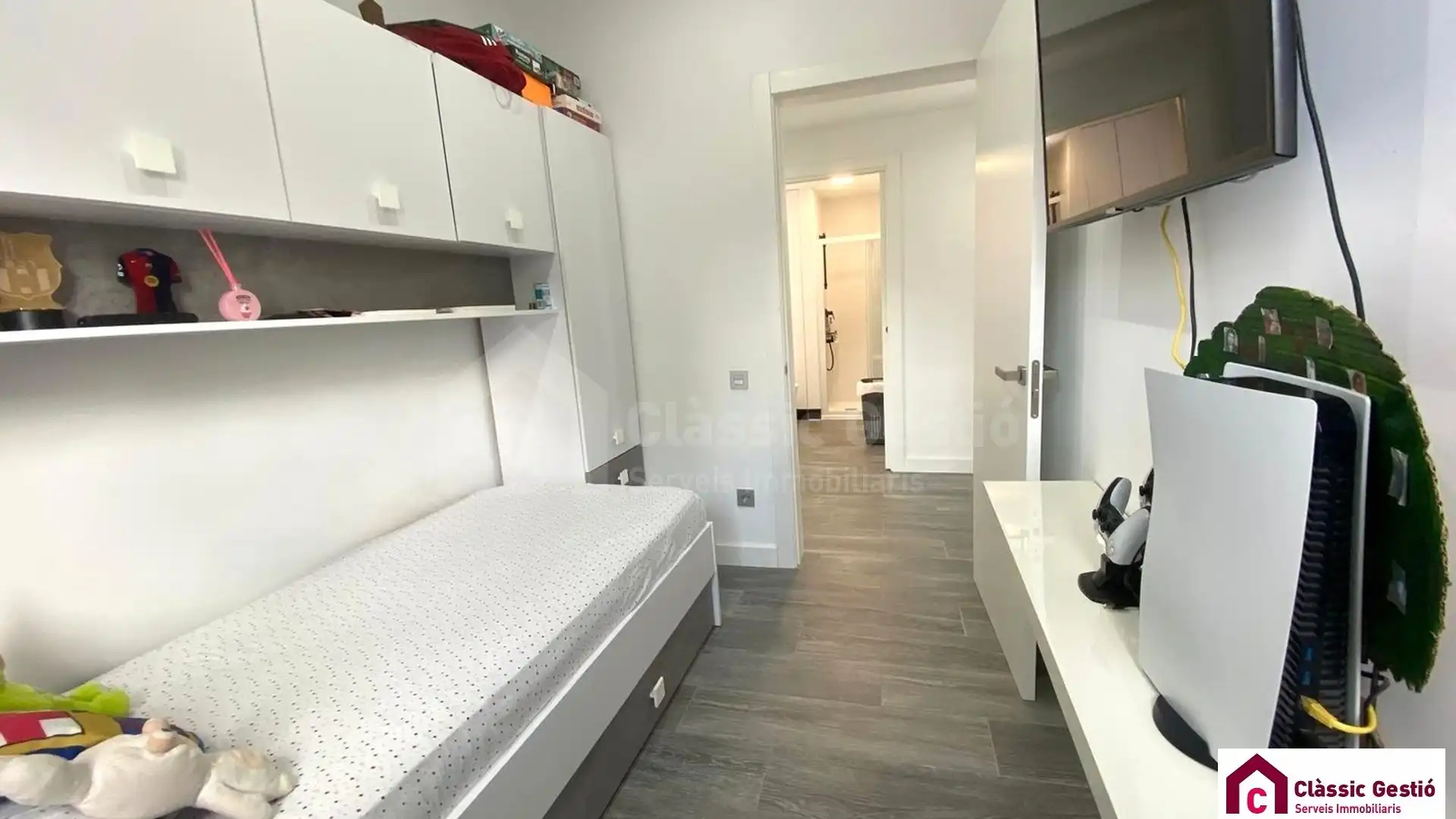 Bedroom of Houses for sale in Terrassa  with Air Conditioner, Heating and Terrace