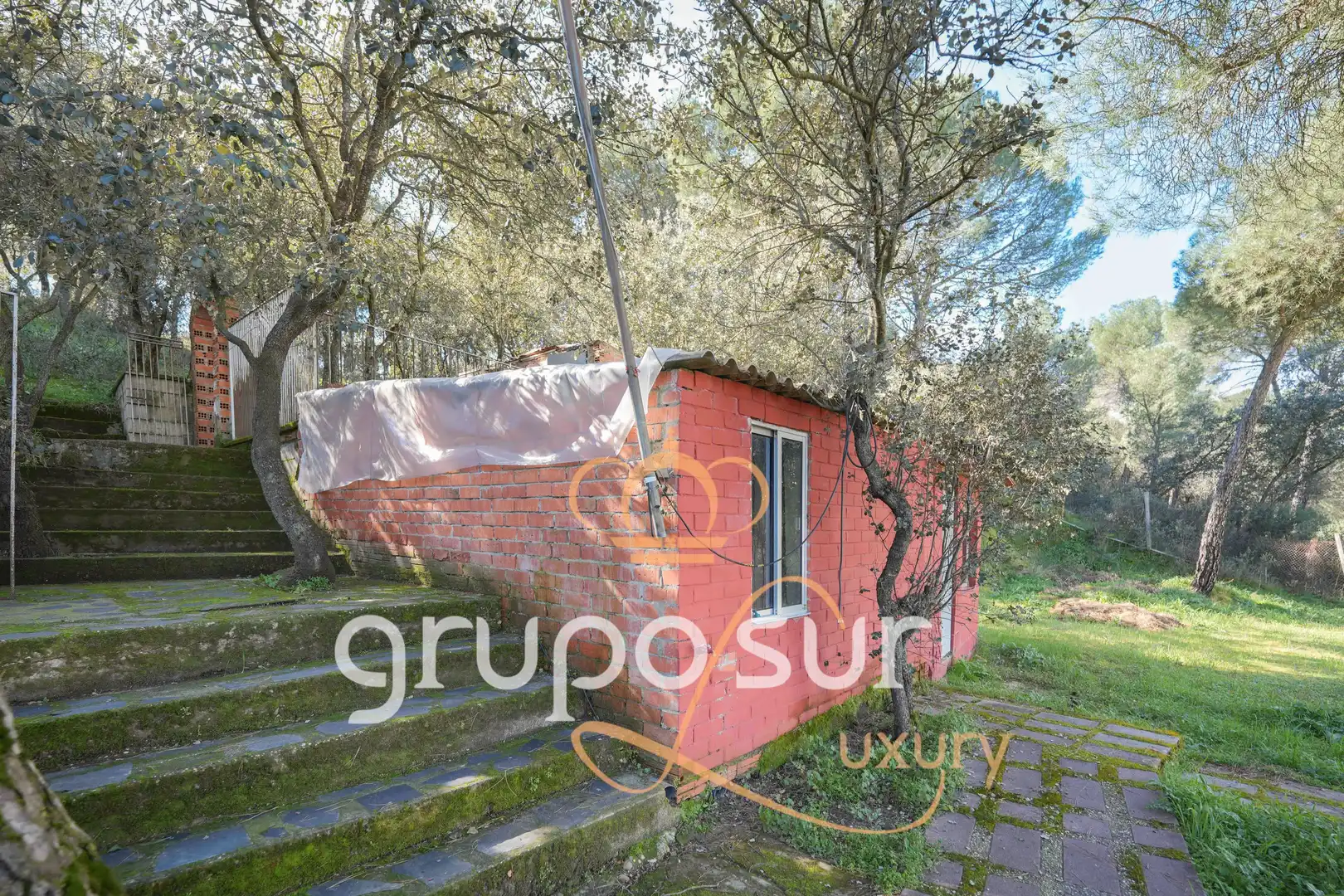 Houses for sale in Carretera Villanueva, 8, Puente Duero