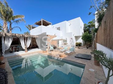 Casa bifamiliare con piscina in affitto a Rodalquilar - La Isleta