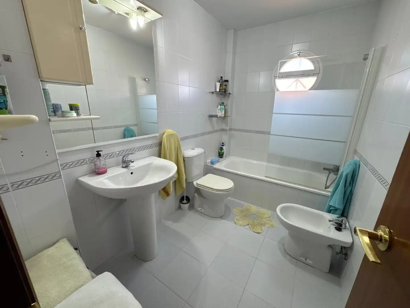 Bathroom of Detached homes for sale in Sanlúcar de Barrameda  with Air Conditioner and Storage room