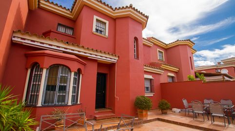 Foto 5 de Casa adosada en venta en Núcleo urbano, Chiclana de la Frontera