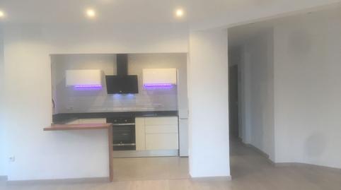 Foto 2 de Piso de alquiler en Peris y Valero, Russafa,  Valencia Capital