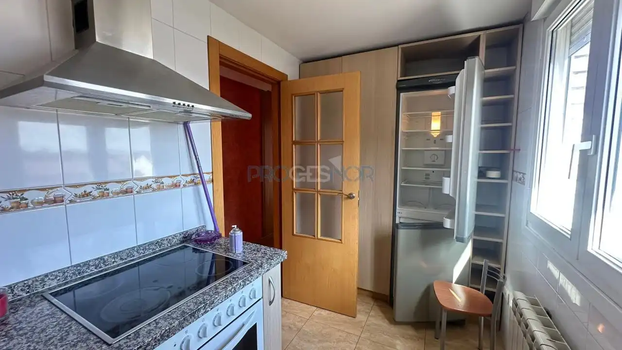 Pis amb ascensor en venda a Llanos de Nava, imagen 2