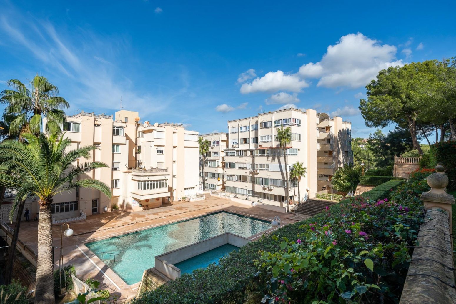 Exterior view of Flat for sale in Calvià  with Air Conditioner, Parquet flooring and Terrace