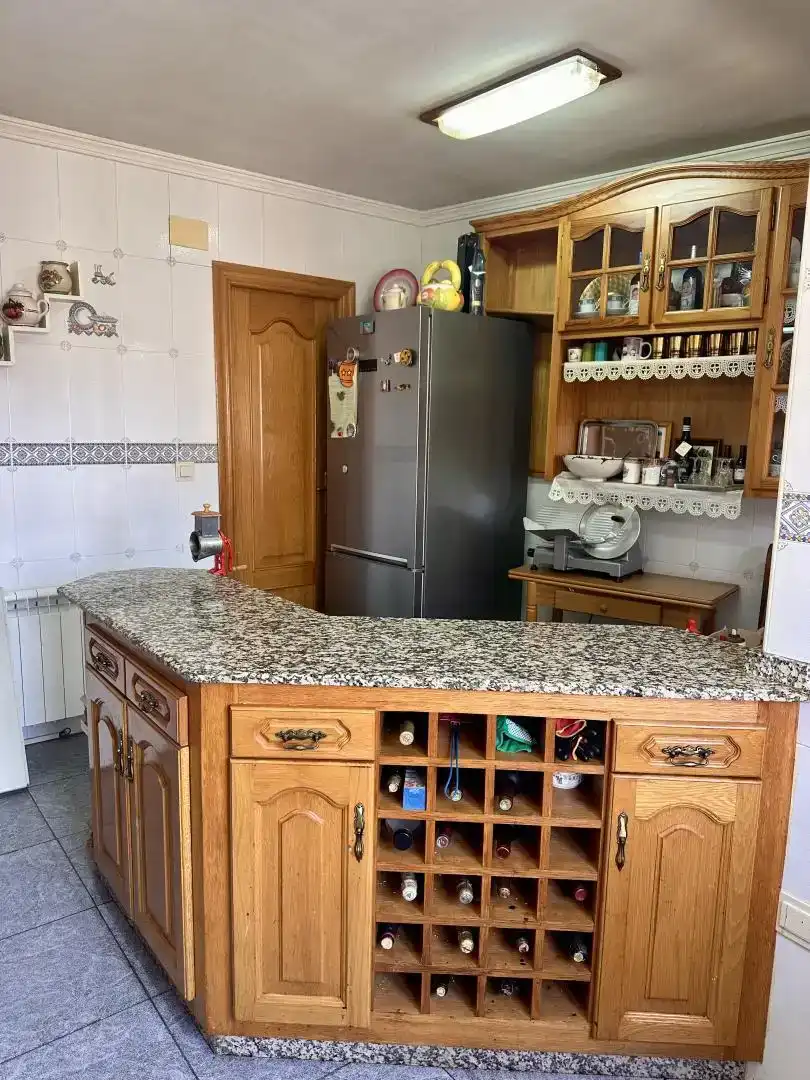Cocina de Casa adosada en venta en Utiel con Aire acondicionado, Trastero y Balcón