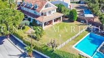 Vista exterior de Casa o xalet en venda en Sitges amb Aire condicionat, Calefacció i Jardí privat