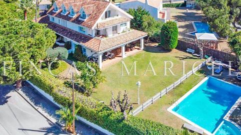 Foto 3 de Casa o chalet en venta en Pintor Roig I Soler, Can Girona - Terramar - Vinyet, Sitges