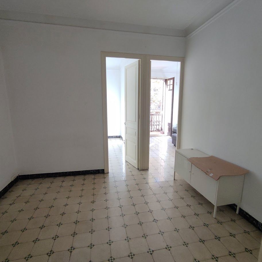 Pis de lloguer en  Barcelona Capital amb Balcó