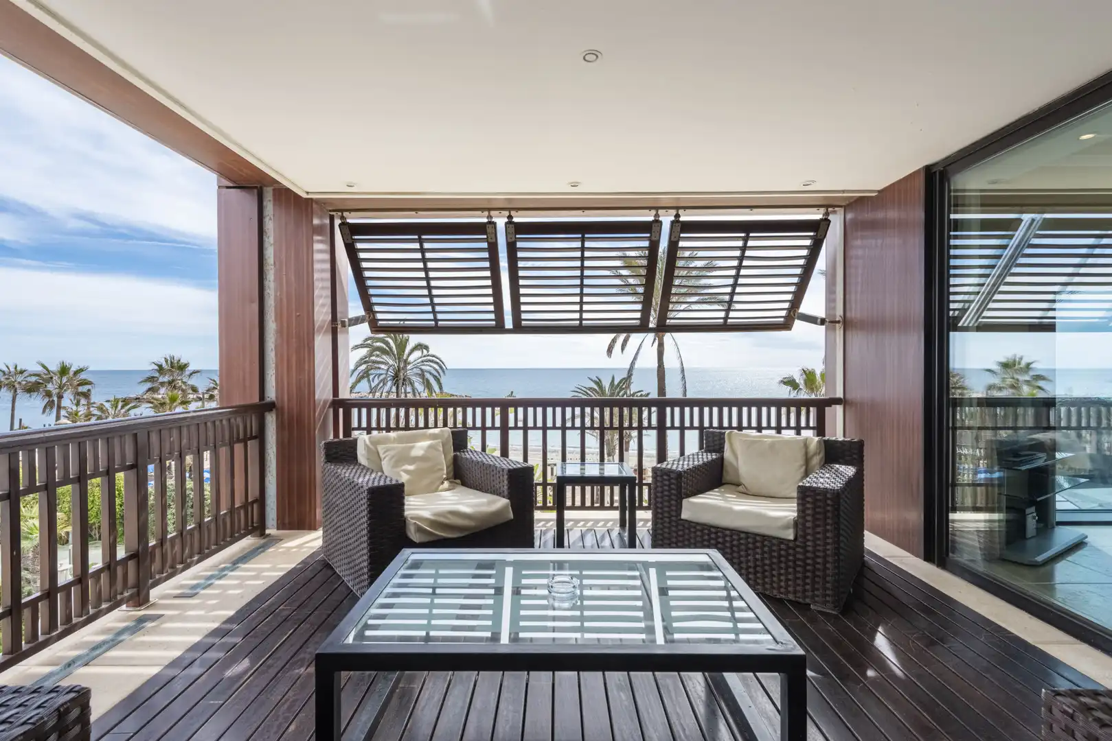 Terraza de Apartamento en venta en Marbella con Terraza, Piscina y Amueblado