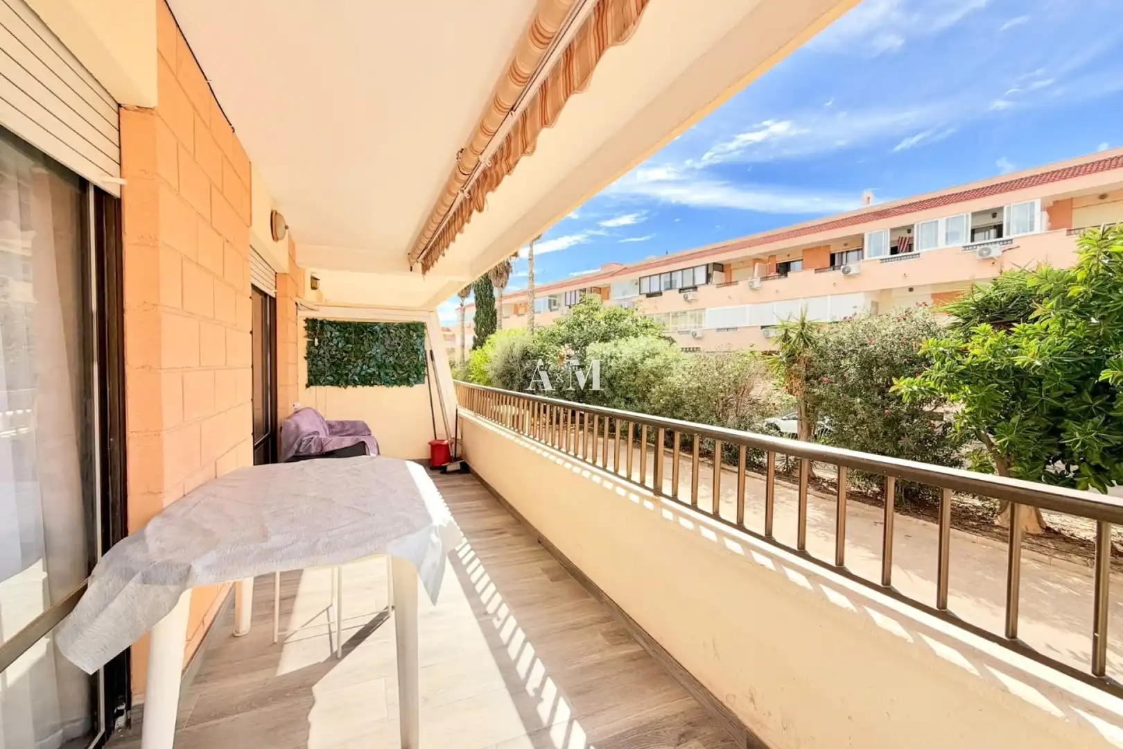Terraza de Piso de alquiler en Mil Palmeras