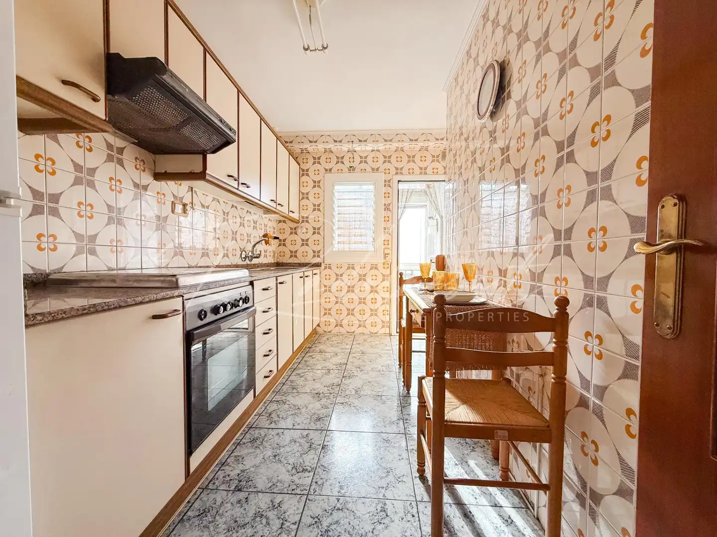 Kitchen of Flat for sale in Centre