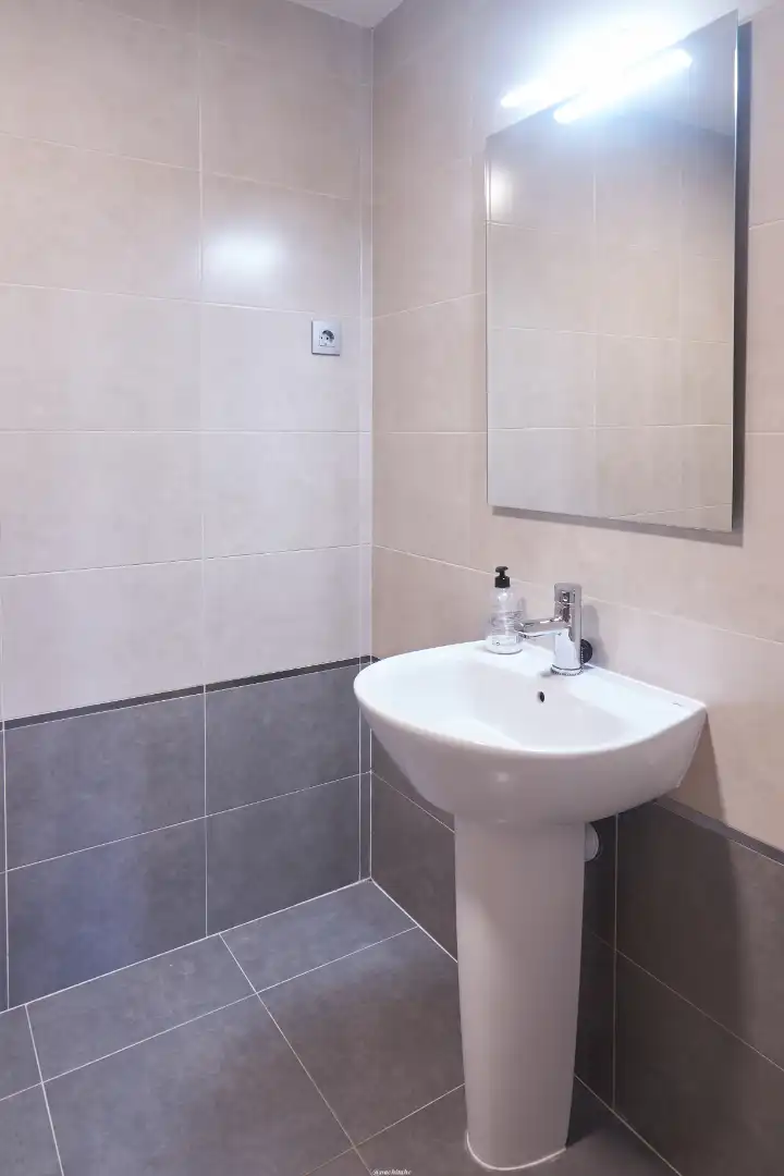 Baño de Apartamento de alquiler en Collado Villalba con Calefacción, Parquet y Terraza