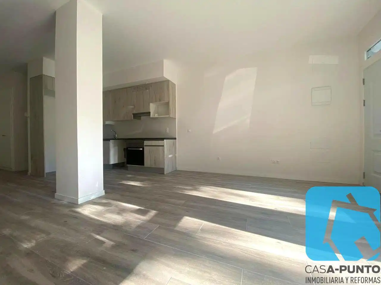 Wohnzimmer von Erdgeschoss zum Verkauf in Madrid