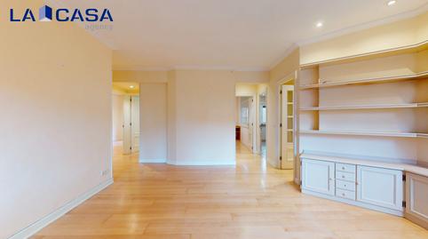 Foto 2 de Pis en venda a Novia Salcedo Kalea, Las Arenas, Getxo