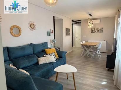 Living room of Flat for sale in  Albacete Capital  with Air Conditioner, Heating and Balcony