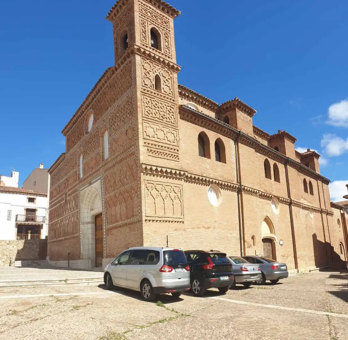 Vista exterior de Casa o xalet en venda en Tobed amb Jardí privat i Traster