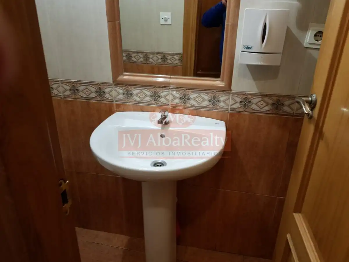 Local comercial en venda a San Pablo, imagen 4