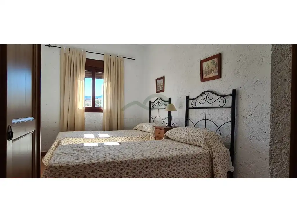 Habitación de Casa o chalet en venta en Serrato