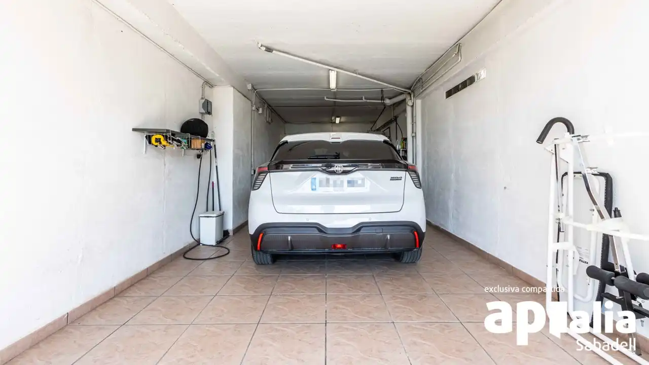 Parking de Casa o chalet en venta en Caldes de Montbui con Calefacción, Jardín privado y Terraza