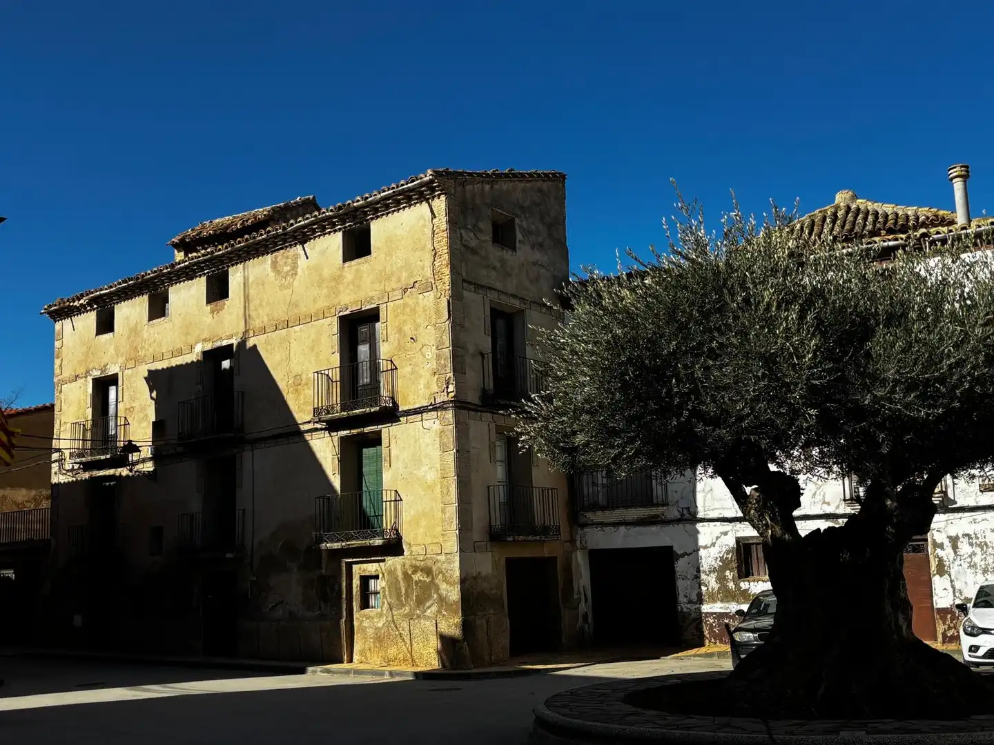 Vista exterior de Casa o xalet en venda en Agón amb Terrassa i Traster