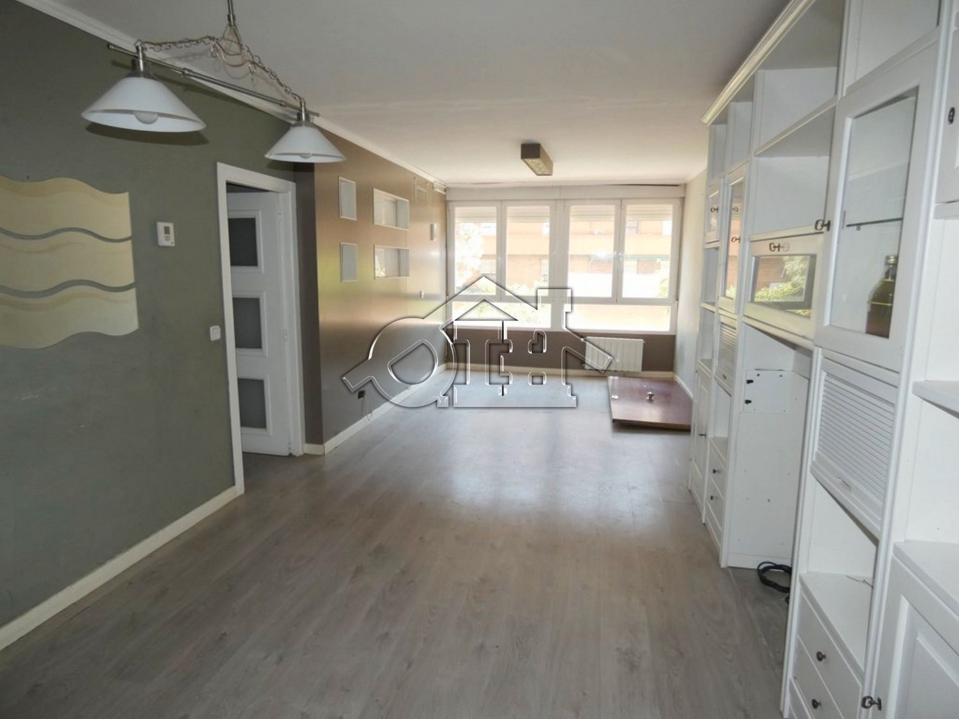 Sala de estar de Piso en venta en  Madrid Capital con Calefacción y Alarma
