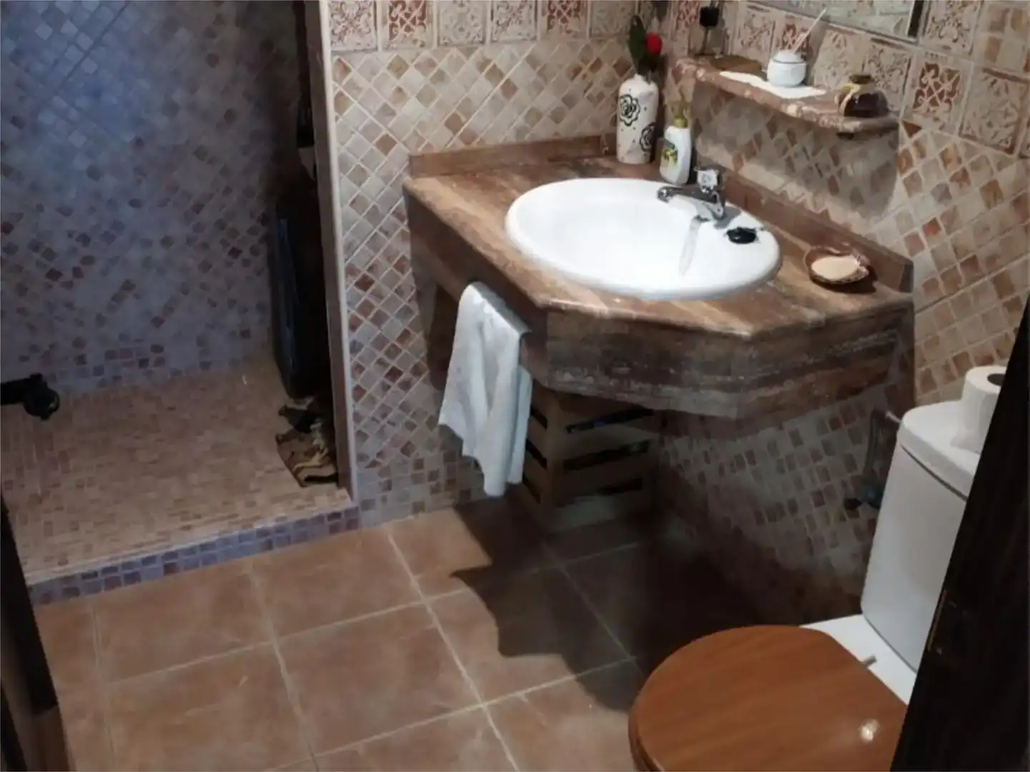 Bany de Casa adosada en venda en Luque amb Aire condicionat, Jardí privat i Traster
