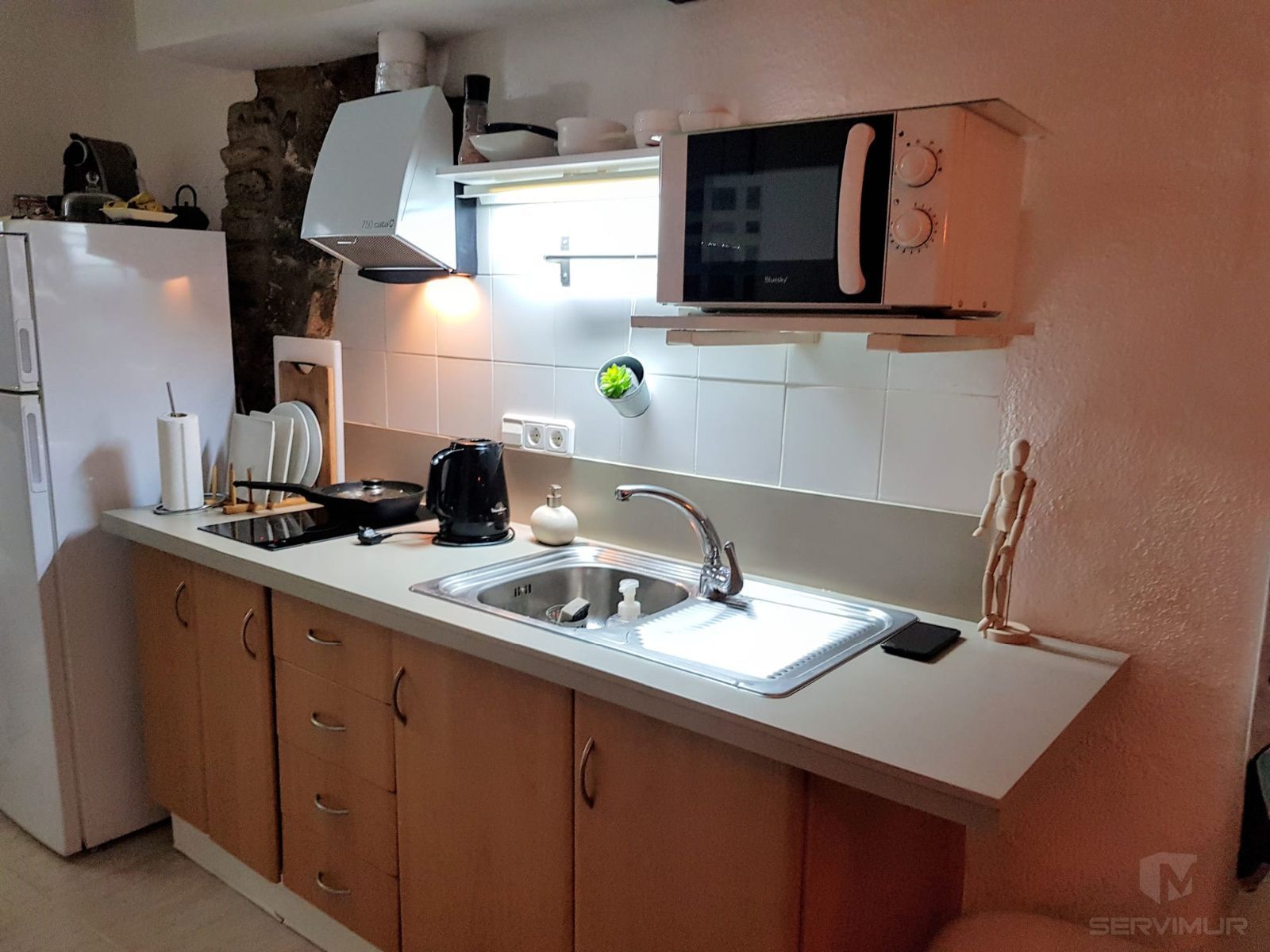 Cuina de Apartament de lloguer en Vic amb Calefacció i Moblat