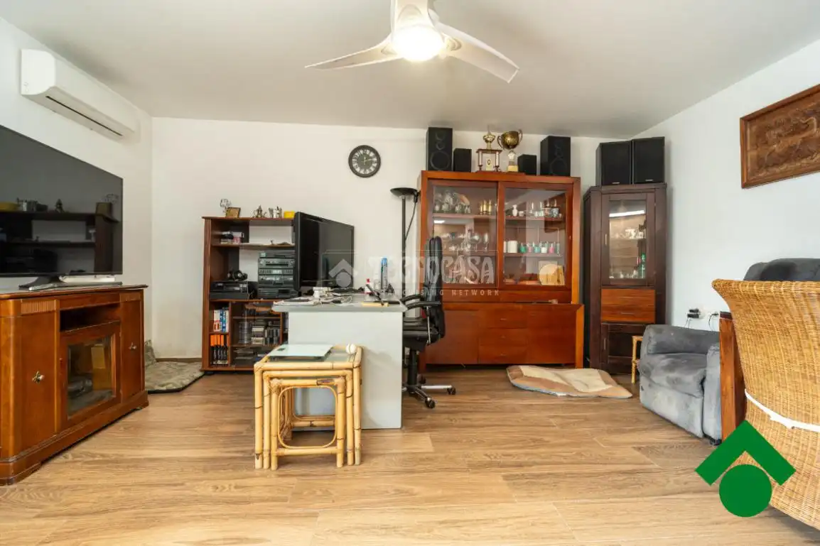 Casa aparellada en venda a Pinos Puente, imagen 3