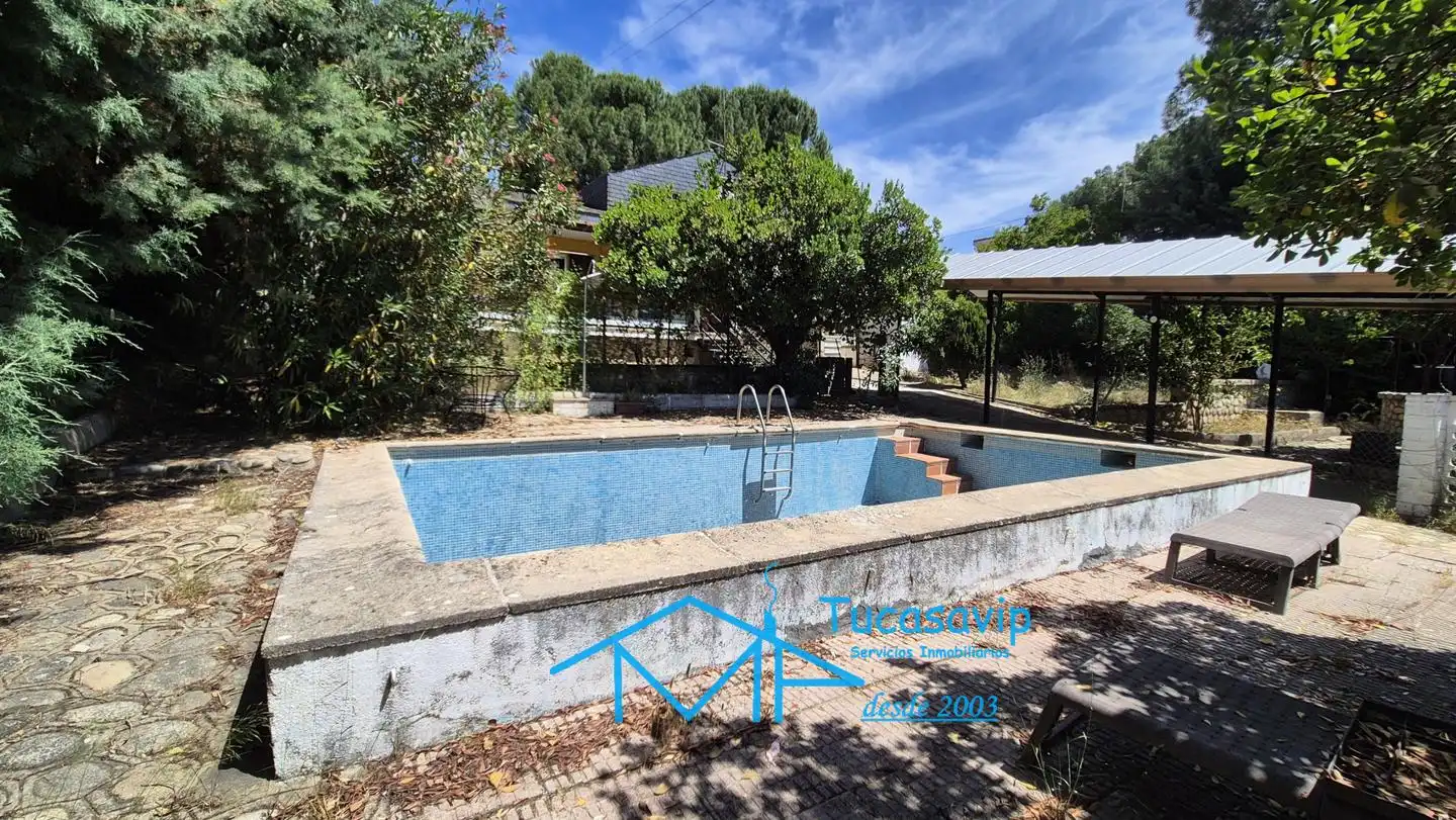 Piscina de Casa o chalet en venta en Pelayos de la Presa con Jardín privado, Terraza y Trastero