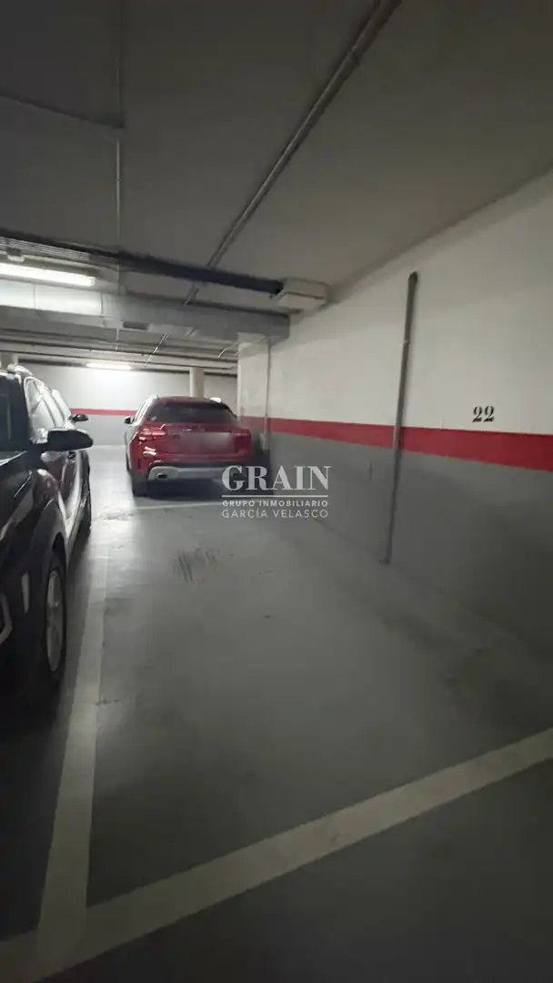 Parking de Piso en venta en Albacete con Calefacción, Trastero y Piscina