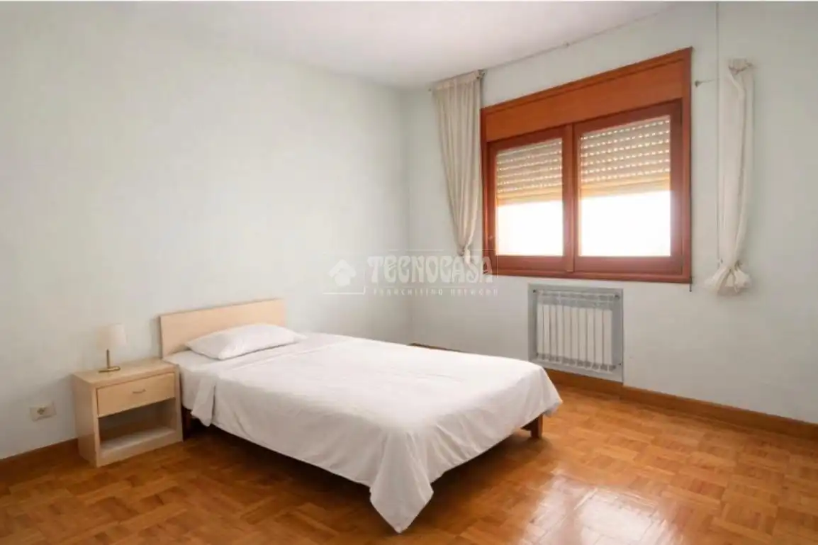 Habitación de Piso en venta en Barcelona con Terraza y Balcón