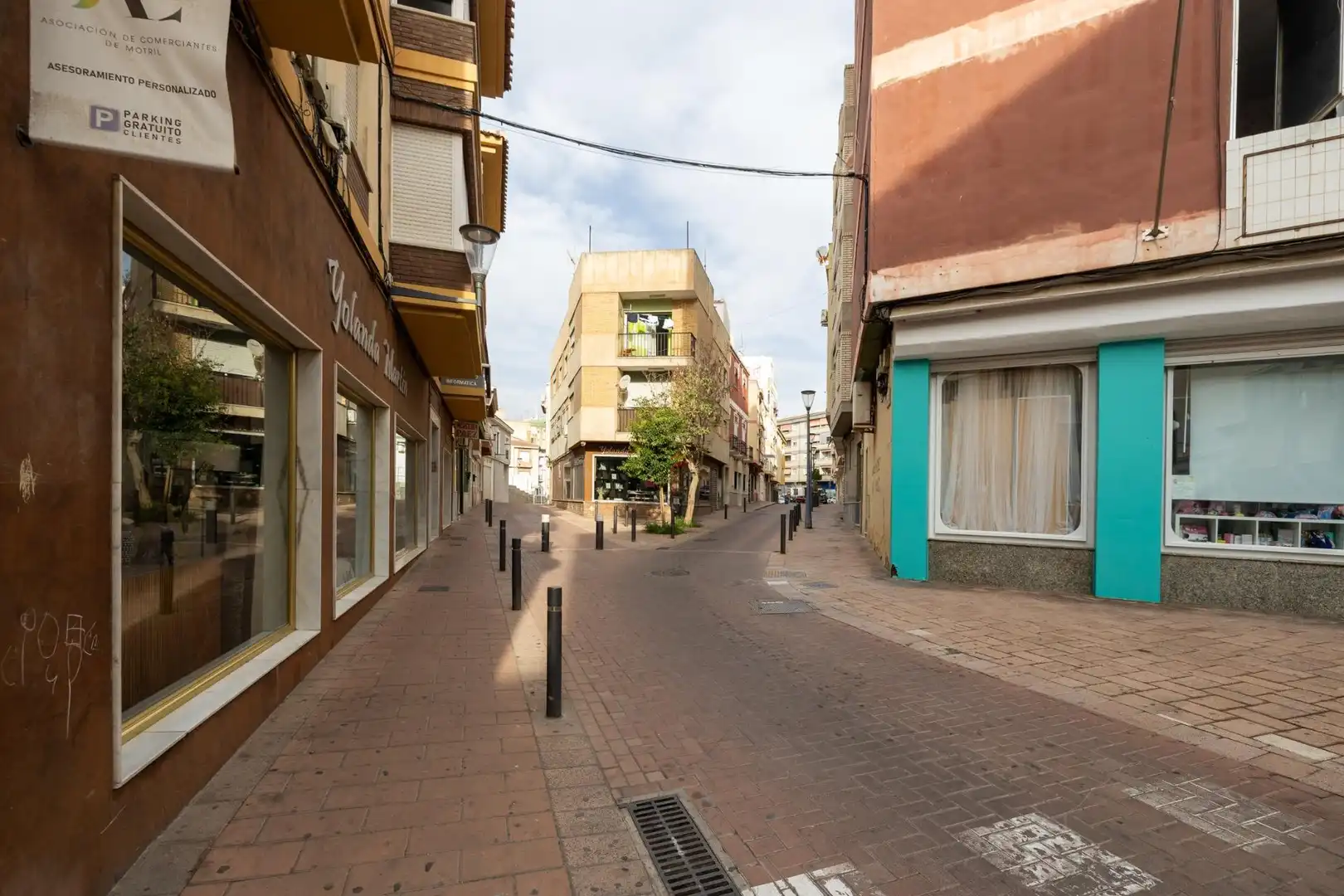 Vista exterior de Piso en venta en Motril con Aire acondicionado, Calefacción y Amueblado