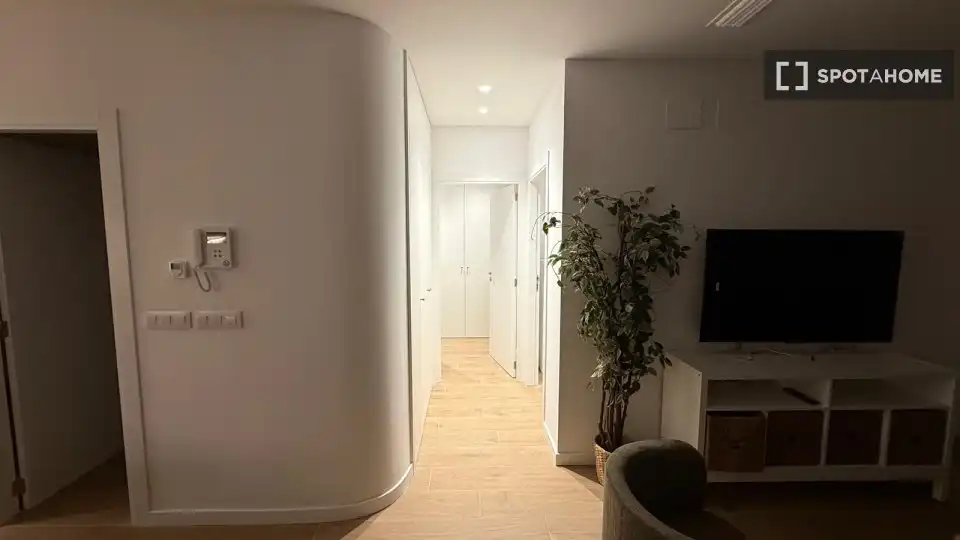 Piso de alquiler en Paterna con Aire acondicionado, Calefacción y Amueblado