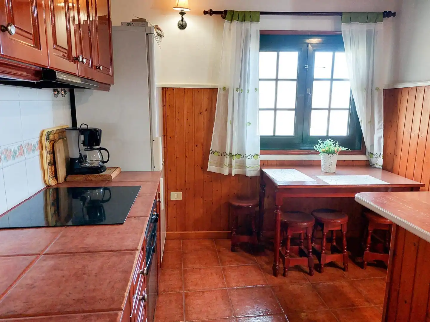 Cocina de Finca rústica en venta en Hermigua con Jardín privado, Terraza y Amueblado