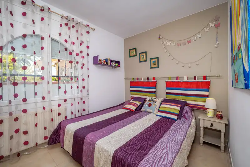 Bedroom of Flat for sale in Empuriabrava
