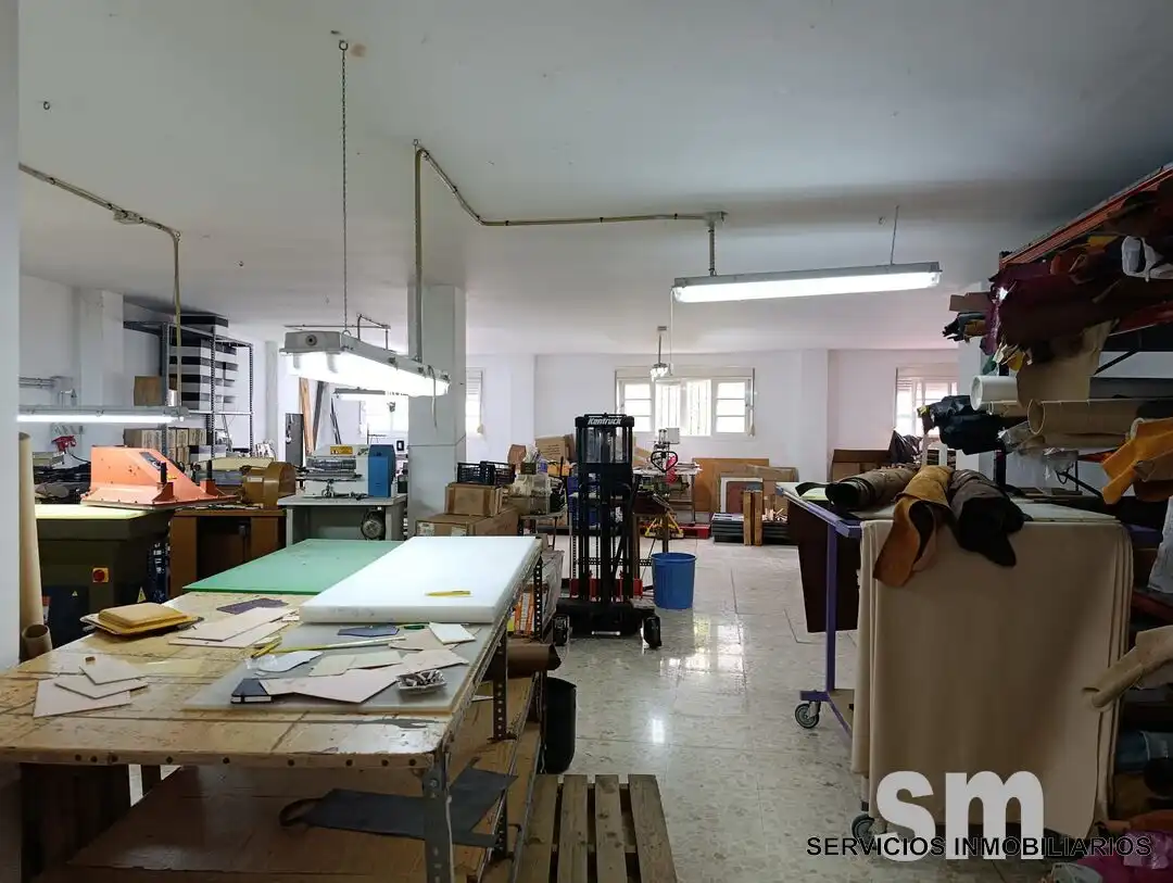Commercial properties for rent in Alameda del Cura - Barriada Andalucia