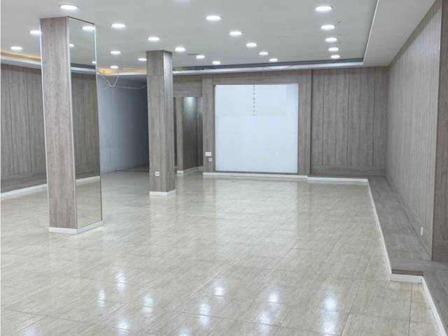 Local comercial en Alquiler en Calle Aduana en Centro
