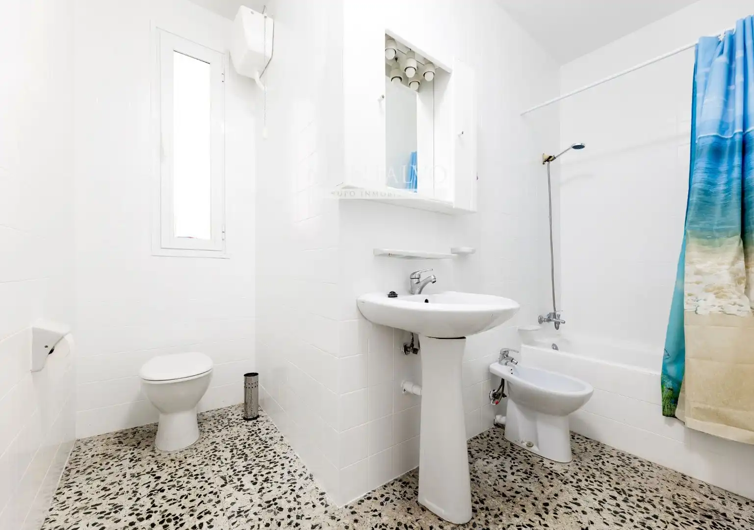 Baño de Piso en venta en Atarfe con Aire acondicionado, Calefacción y Terraza