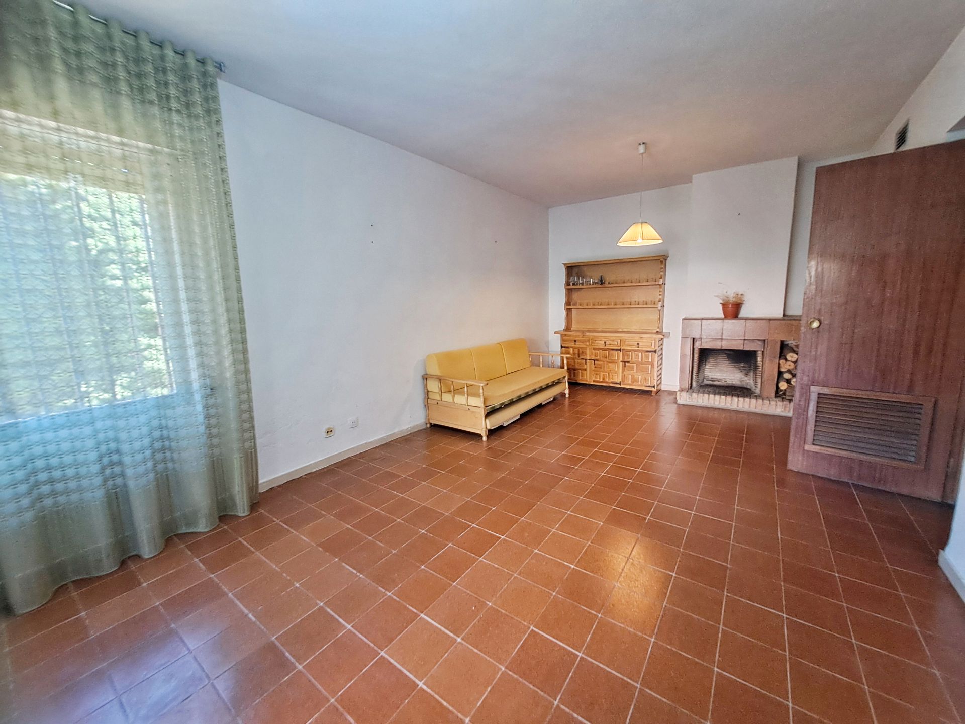 Living room of Single-family semi-detached for sale in Robledo de Chavela  with Heating, Private garden and Terrace
