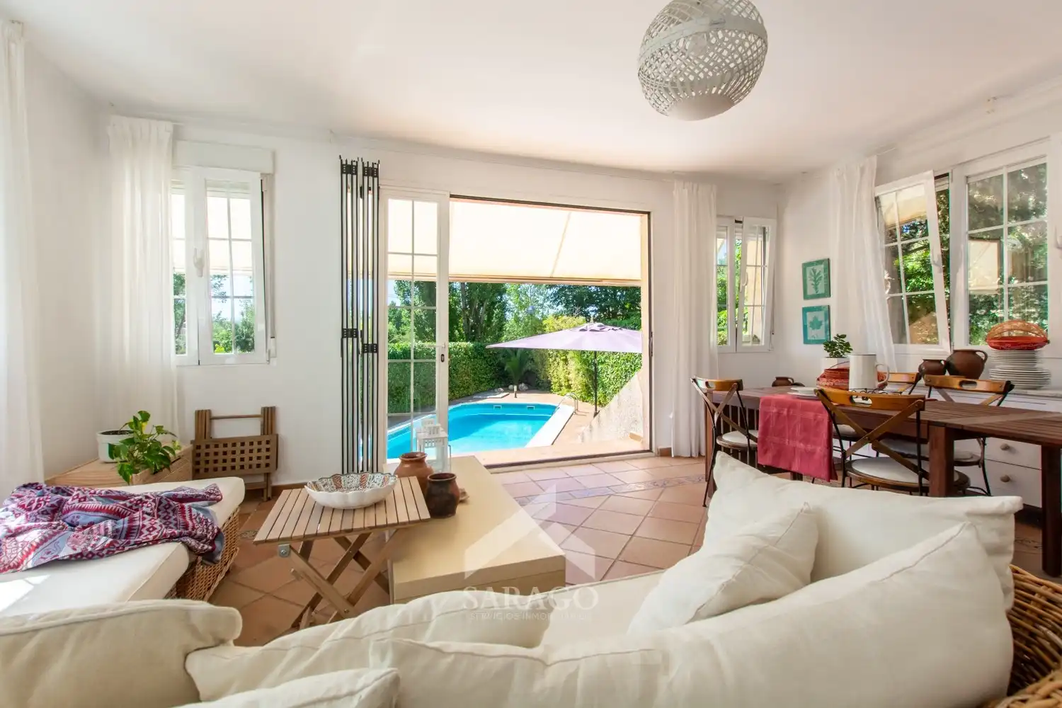 Living room of Houses for sale in Las Rozas de Madrid  with Storage room