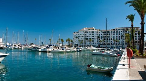 Hermoso apartamento junto al puerto de la duquesa, imatge 2