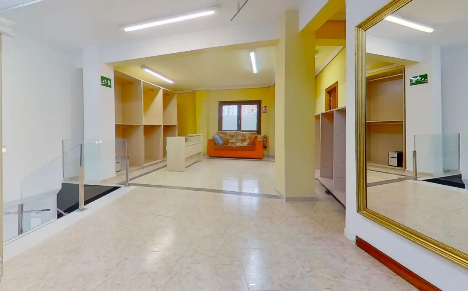 Commercial properties for rent in Torrelavega   with Air Conditioner