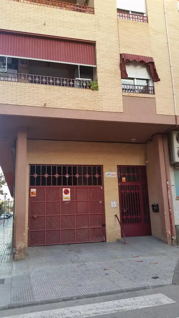 Aparcament amb ascensor en venda a Burgos